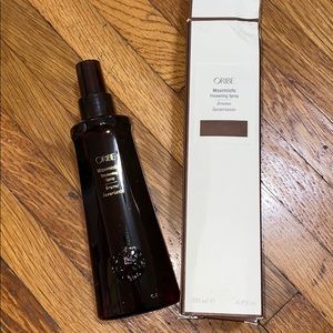 Oribe Maximista Thickening Spray